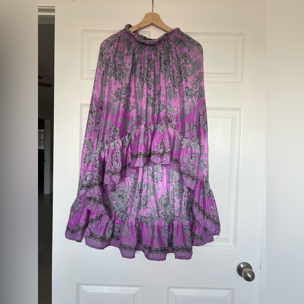 Bohemian Style Skirt 70% Silk Ruffled Design Floral Pattern High Low Free Size
